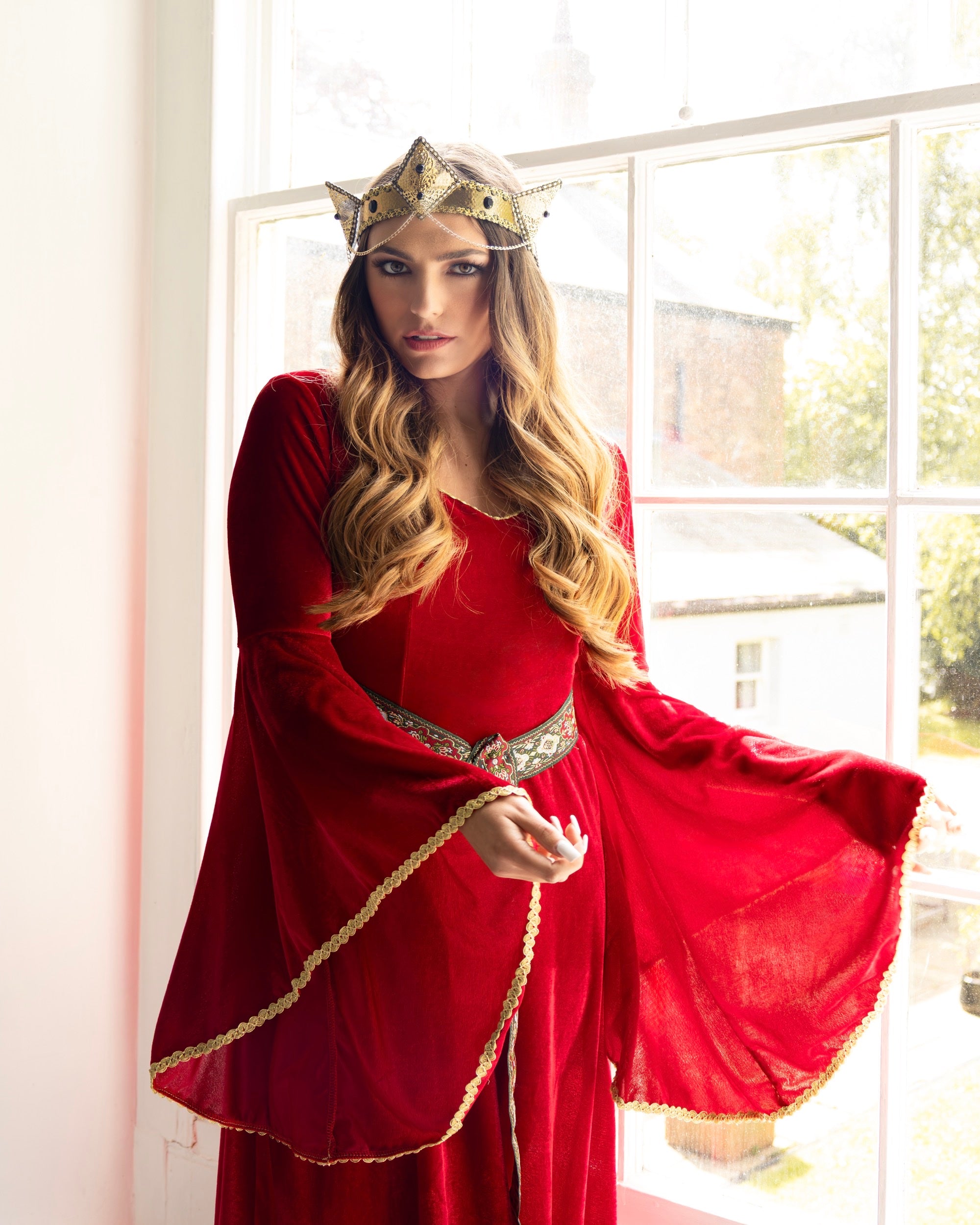 Crown, Medieval