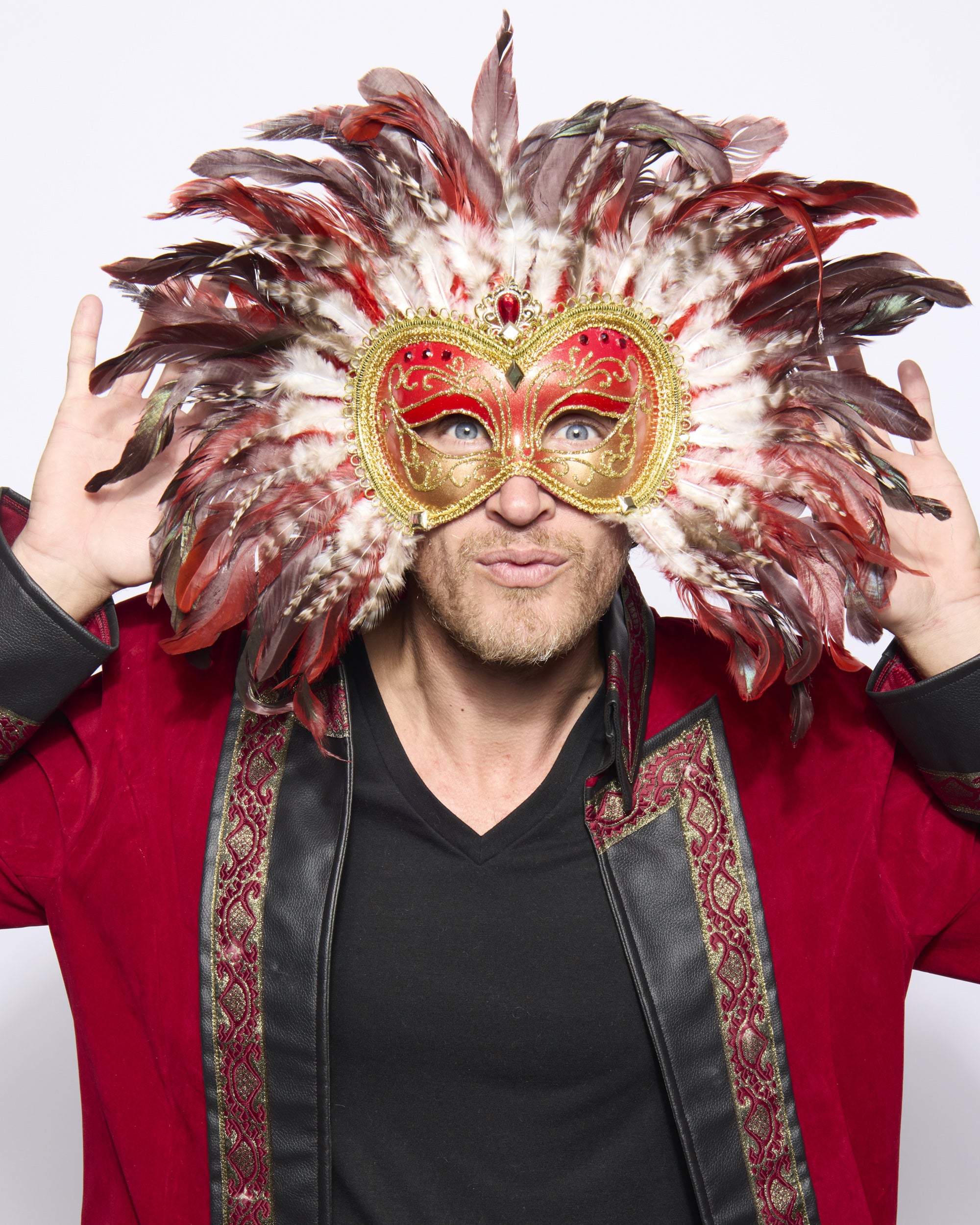 Opulent Venetian Feather Mask, Red
