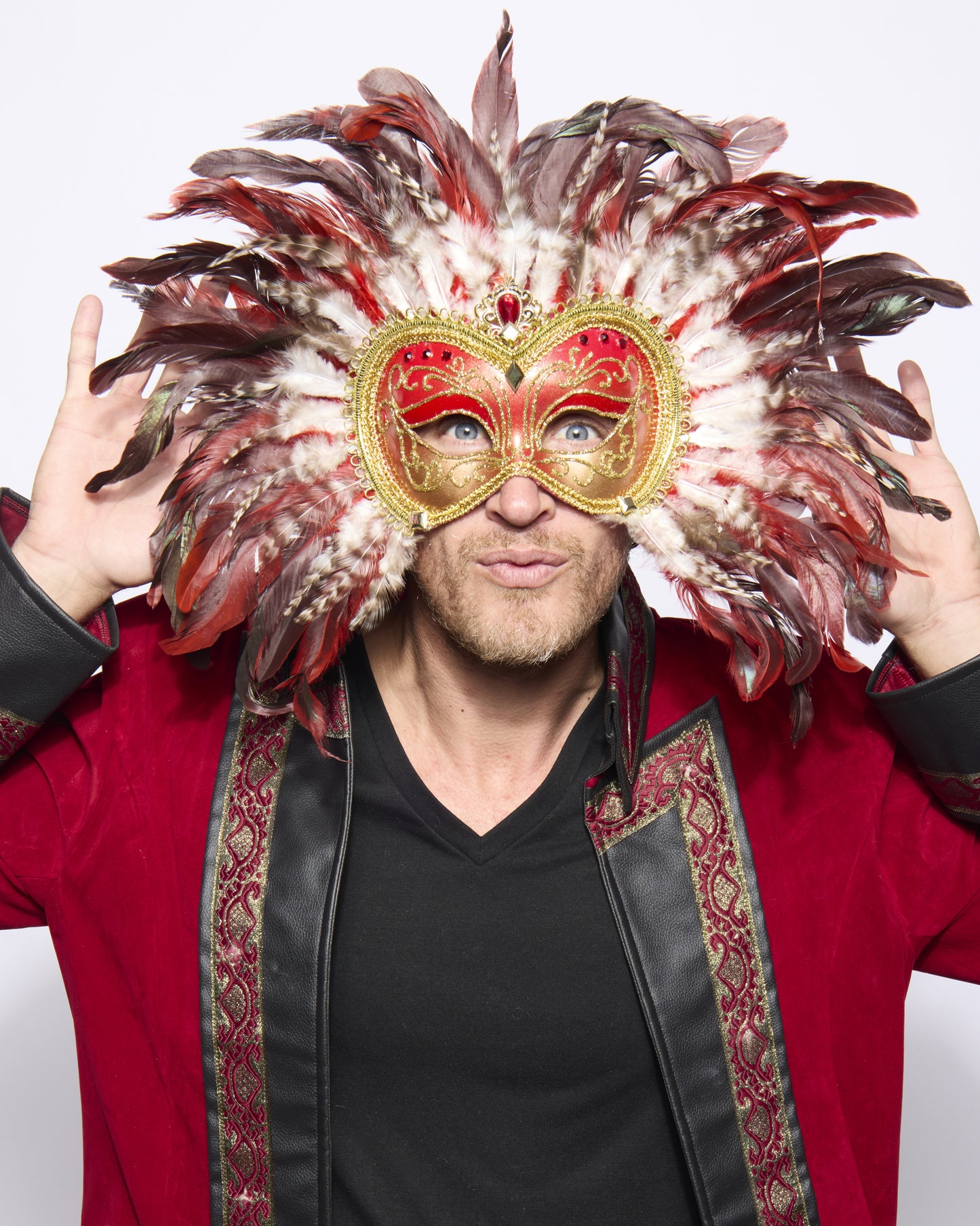 Opulent Venetian Feather Mask, Red
