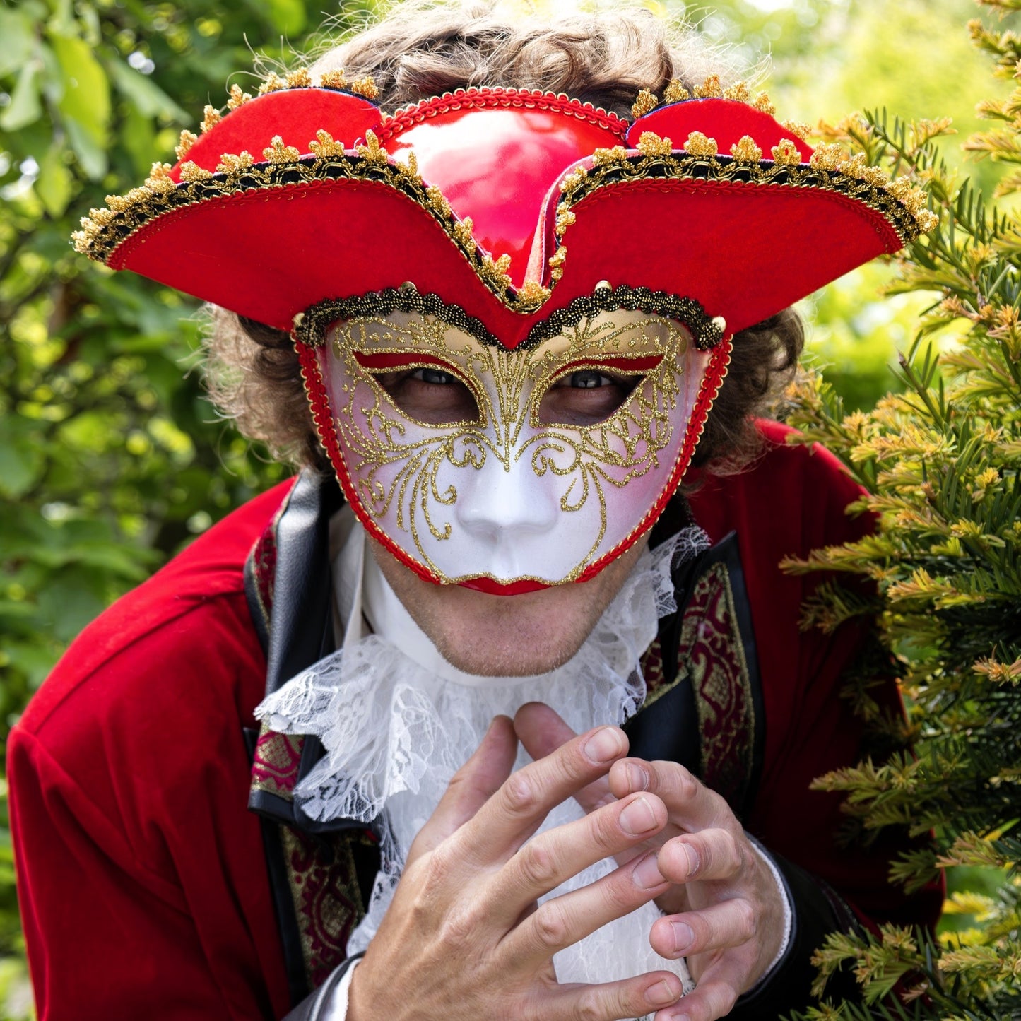 Tricorne Venetian Mask, Red