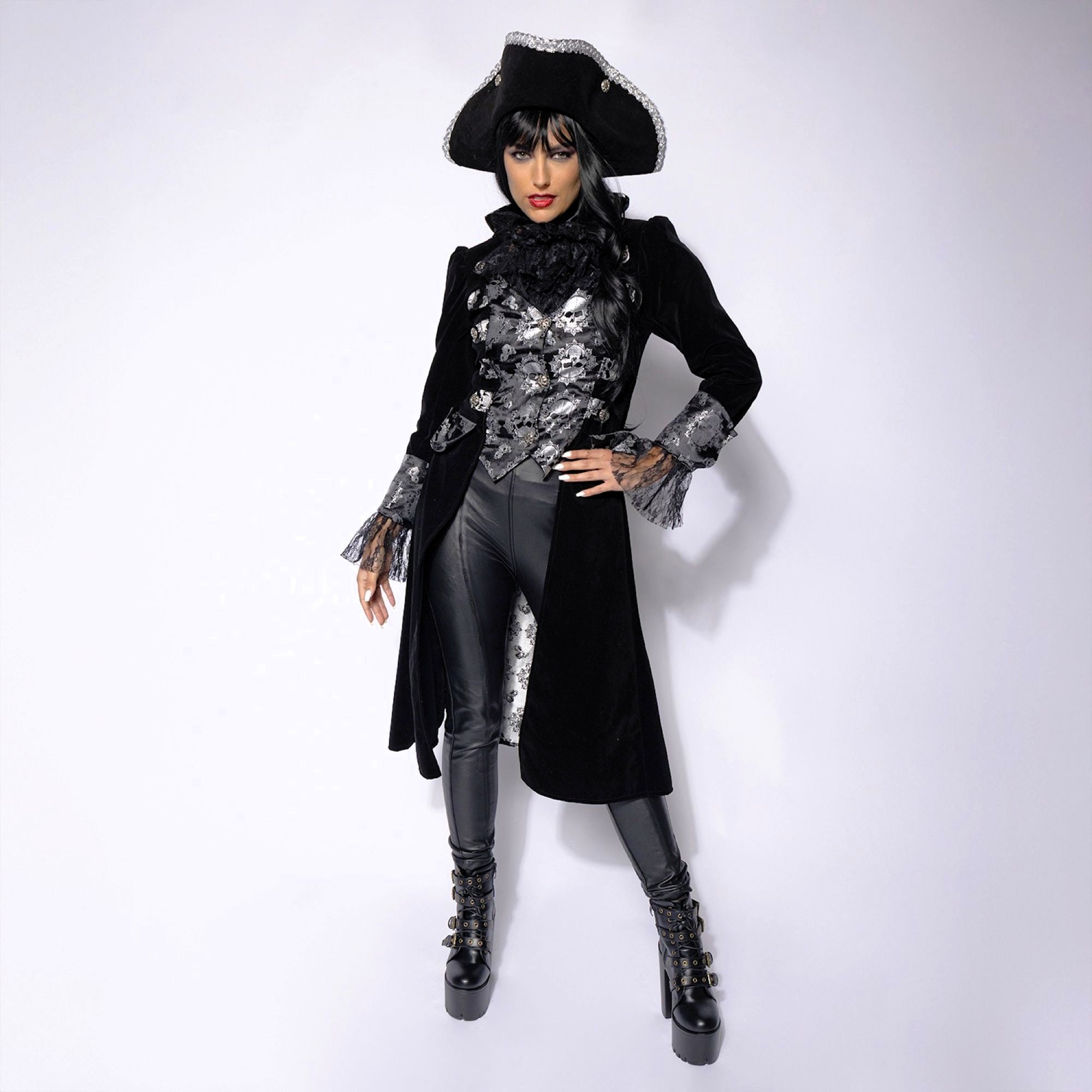 Captain Coat,  Ladies, Black Bones