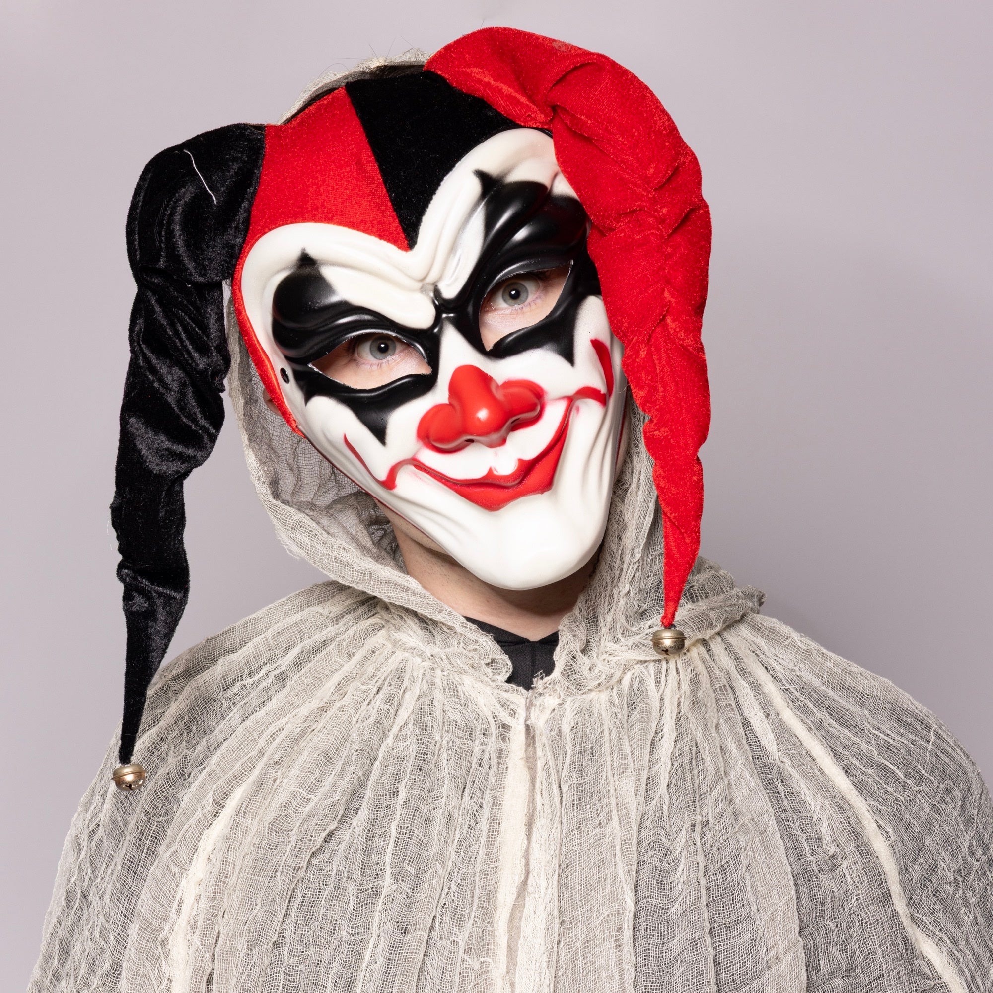 Jester Mask, Horror