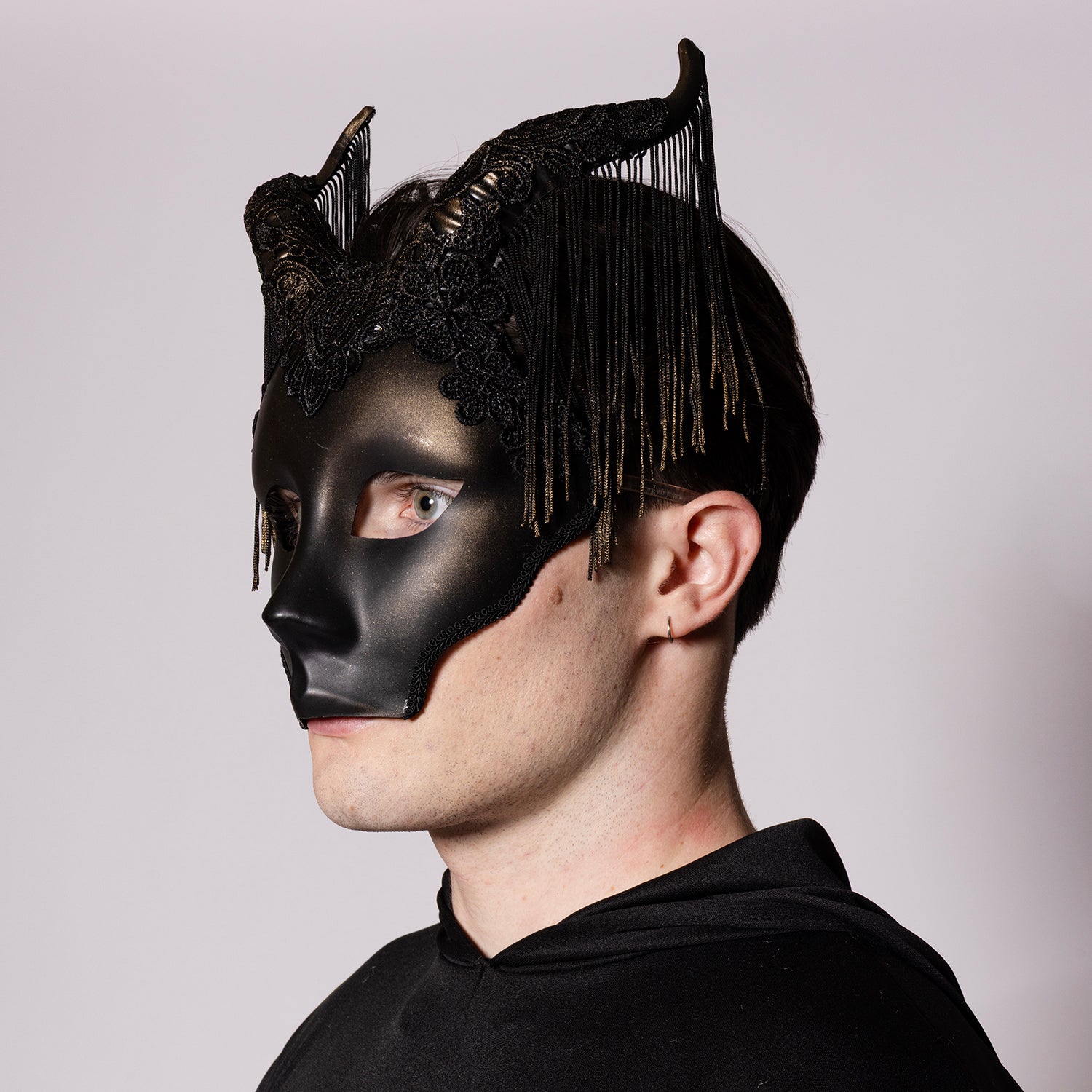 Venetian Horned Fringe Mask