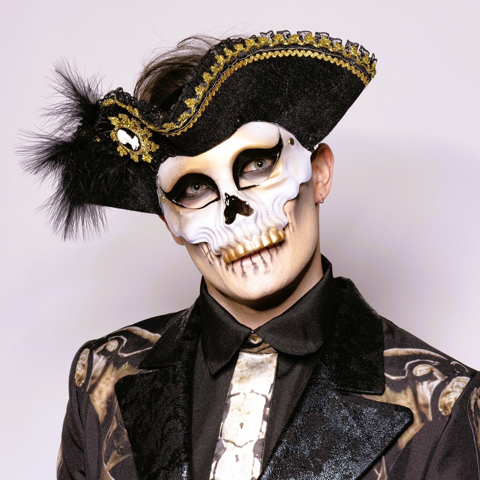 Deluxe Pirate Skull Mask