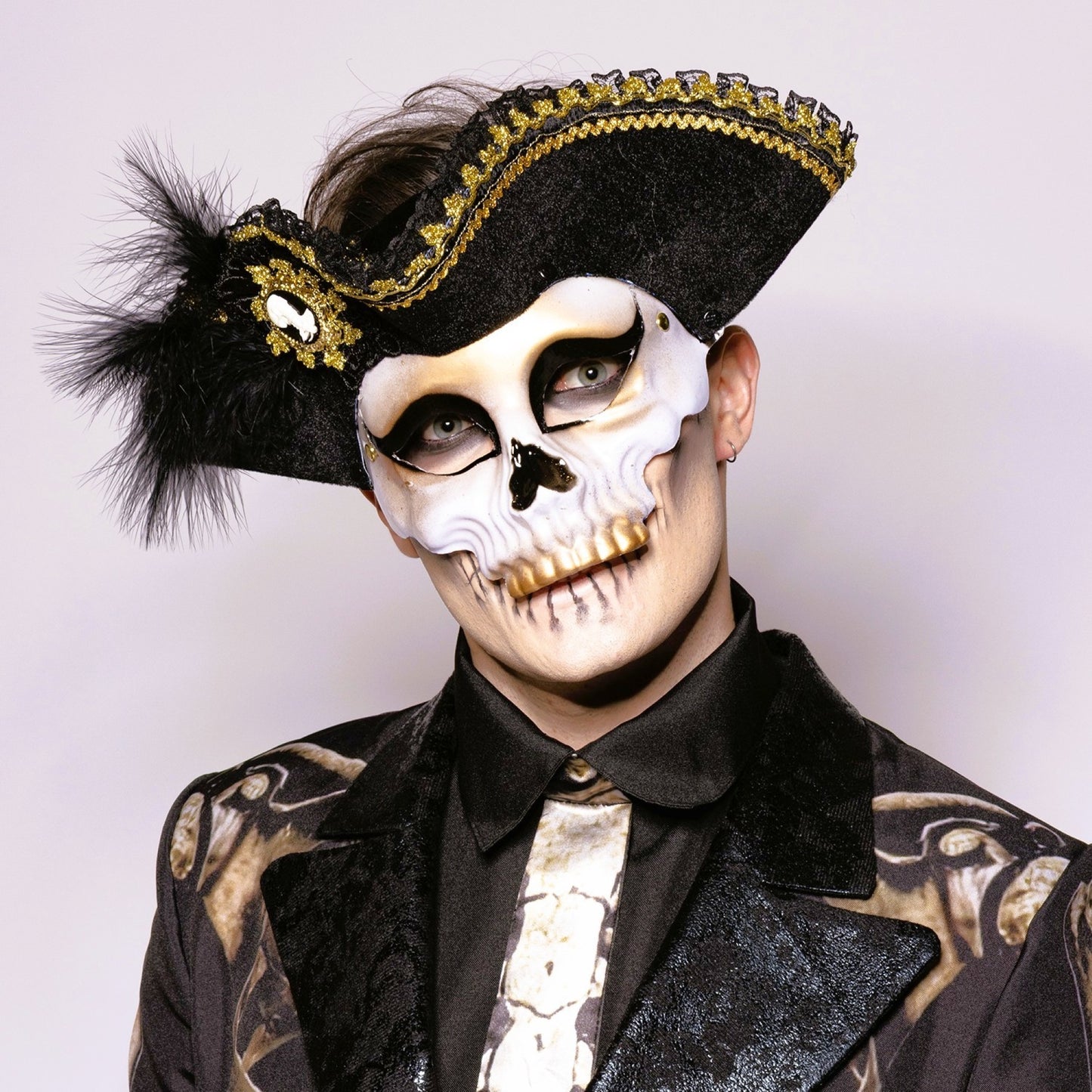 Deluxe Pirate Skull Mask