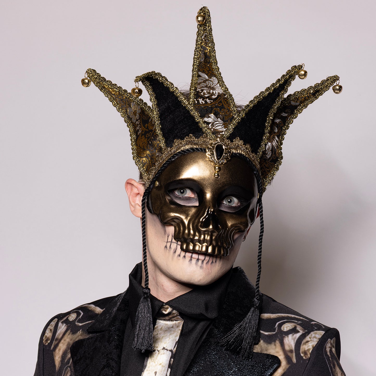 Deluxe Jester Skull Mask