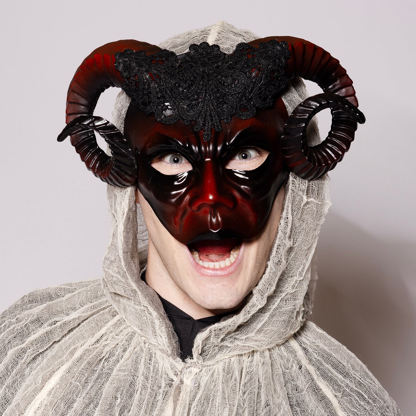 Eye Mask, Horned Ram, Rouge