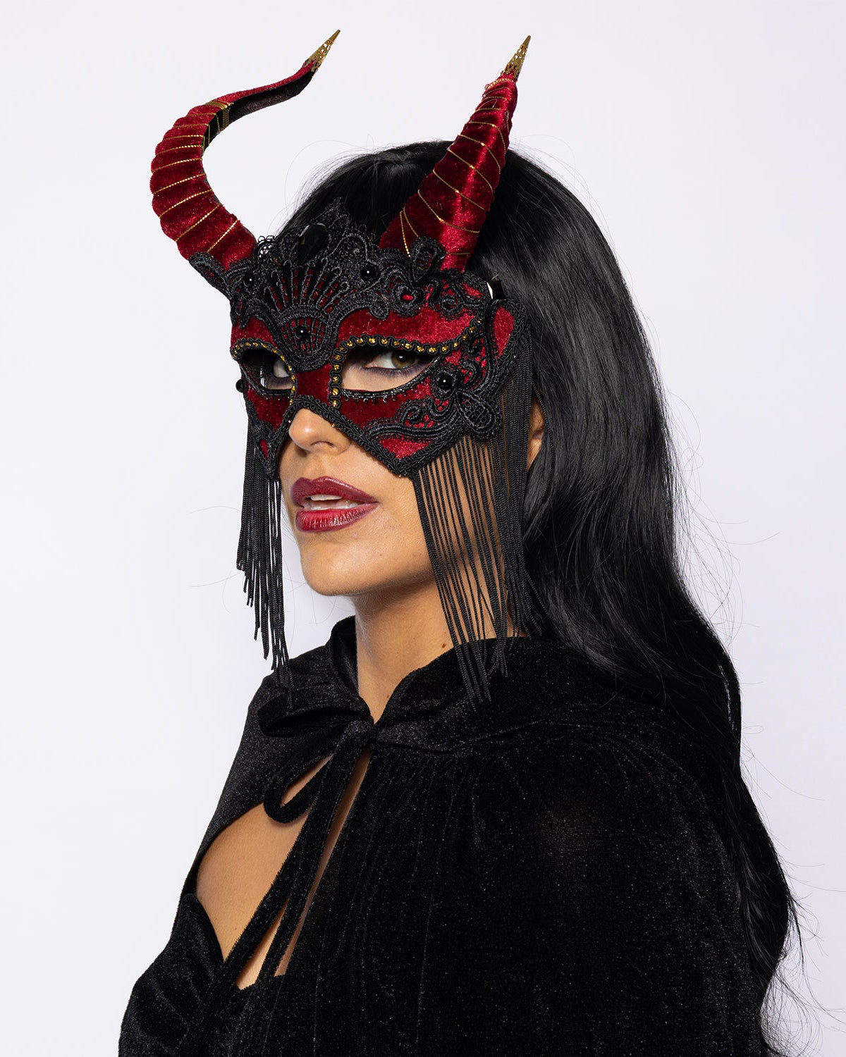 Deluxe Red Laced Devil Horned Mask