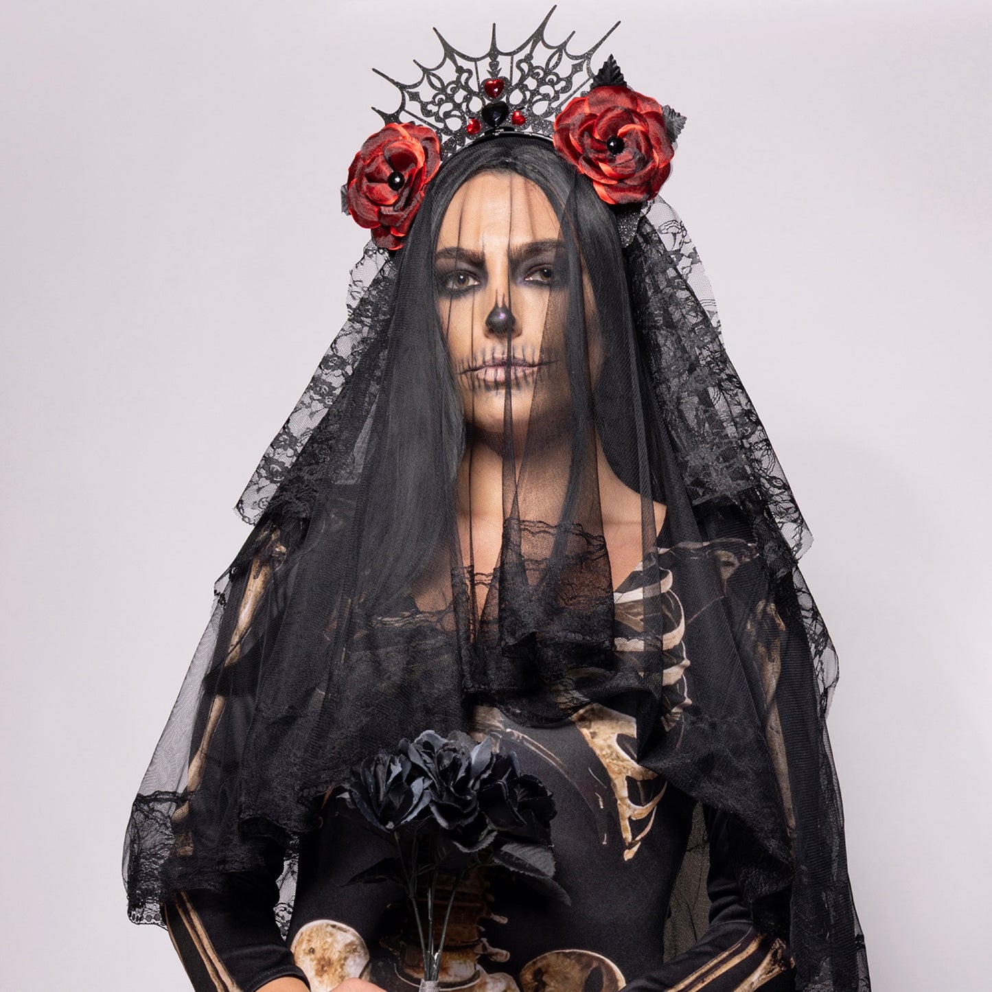 Tiara, Black Rose