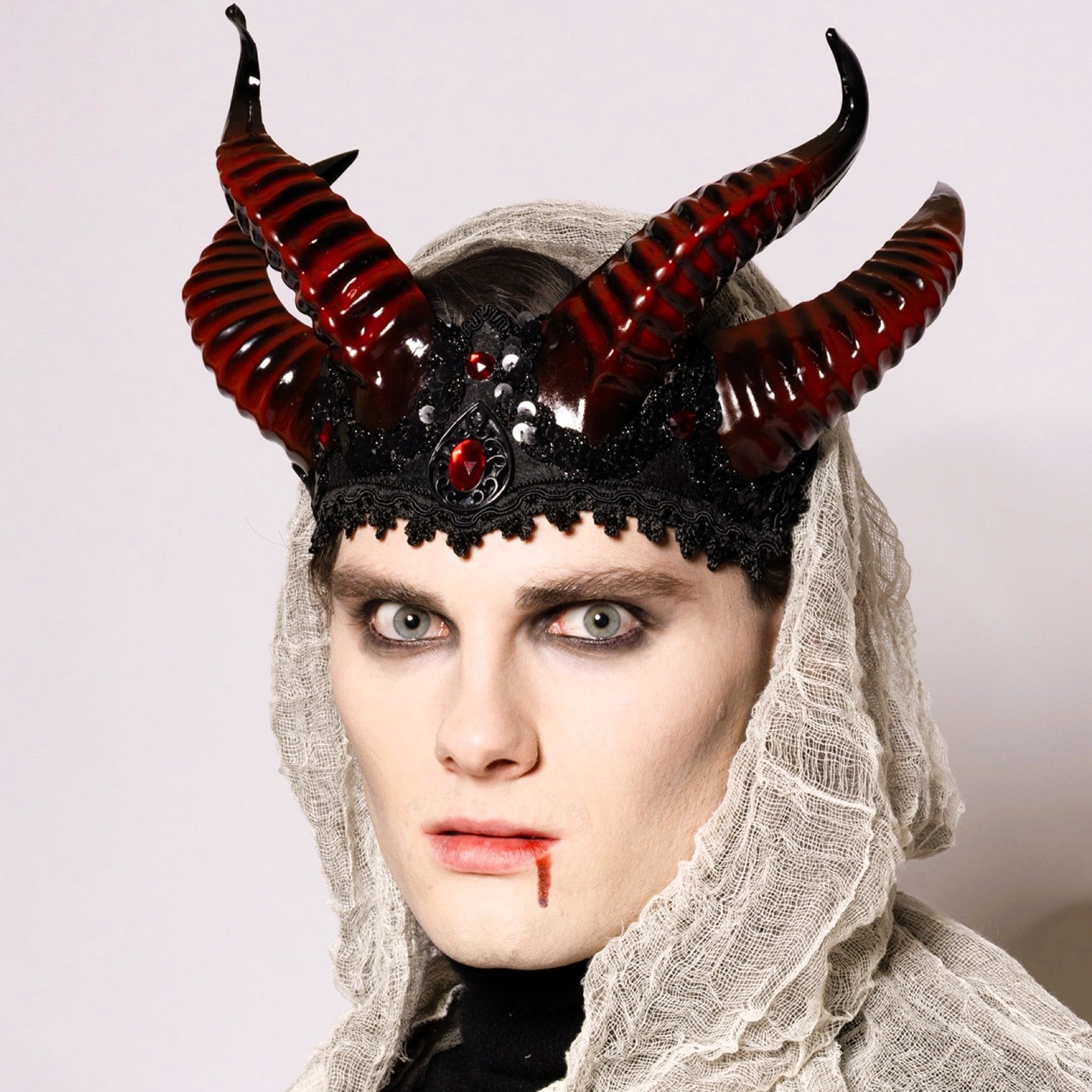 Crown, Four Horned Devil